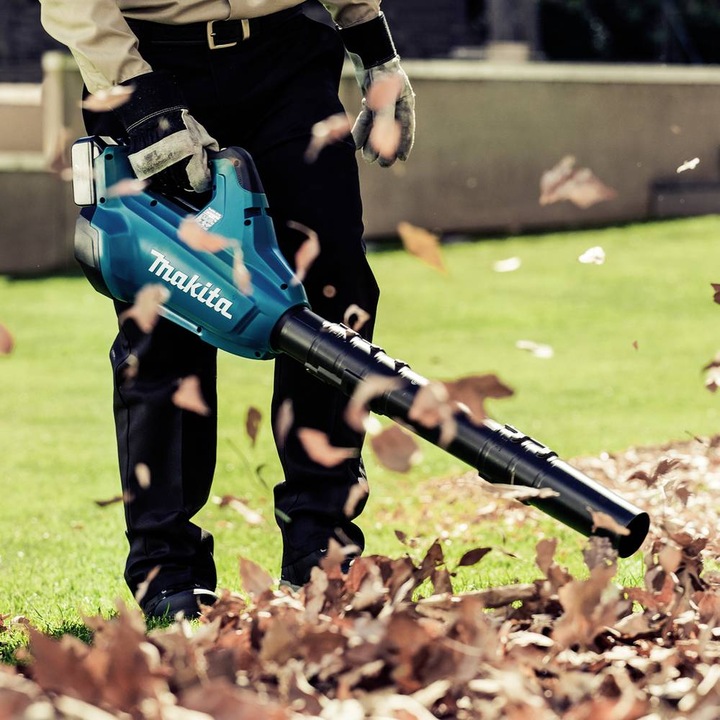 Actual product image Makita DUB362Z (Rechargeable battery operated, Leaf vacuums)