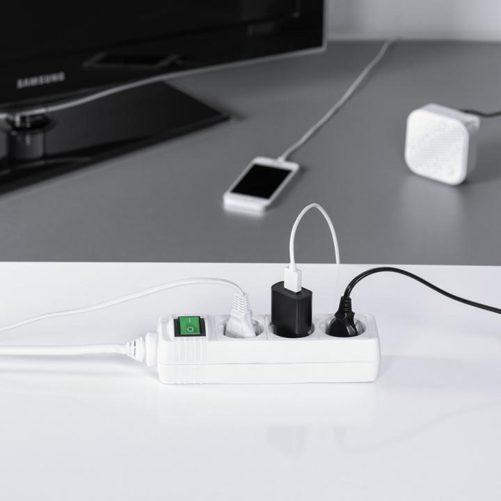Produktbild Hama Steckdosenleiste, 3-fach, Schalter, 3 m, Weiss (3x, 3 m)