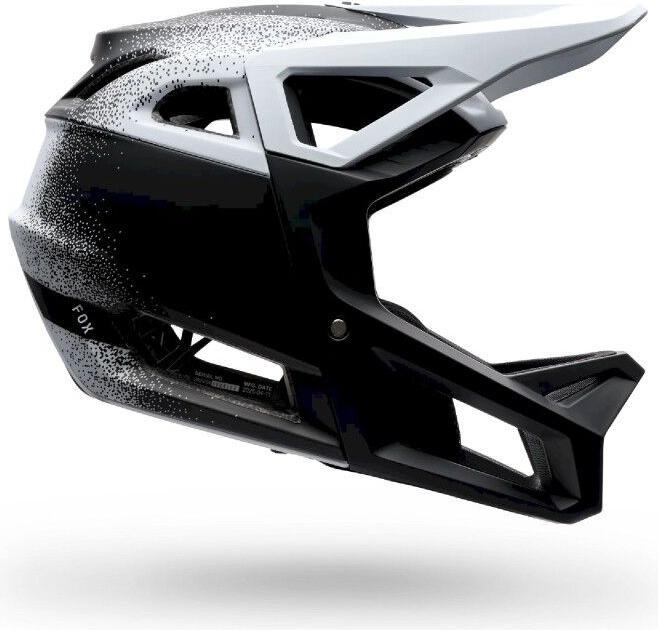Actual product image Fox Proframe Helmet (55.50 - 59 cm)