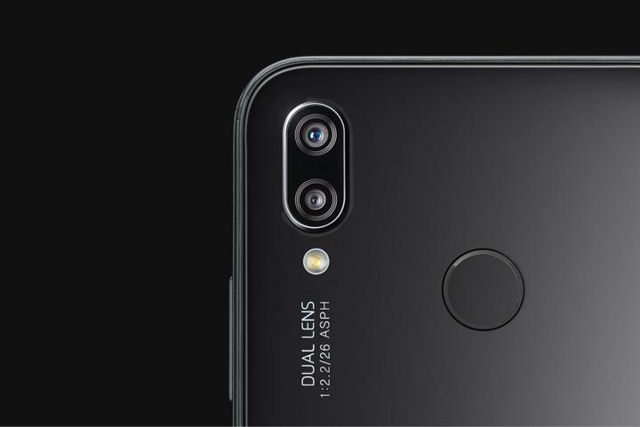 Actual product image Huawei P20 Lite (64 GB, Midnight Black, 5.80", Hybrid Dual SIM, 4G)