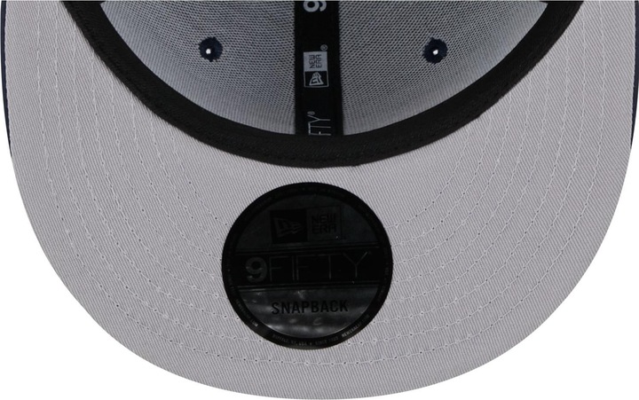 Actual product image New Era 9Fifty Satin Script New York Yankees