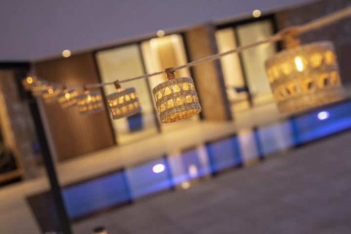 Productafbeelding Newgarden ALBA Solar LED Lichtketting Natuurlijke Vezel 8m Batterij E12 Binnen & Buiten IP44 (8 m)