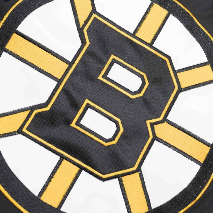 Actual product image G-III Boston Bruins Cold Front Polyfilled Jacket (L)