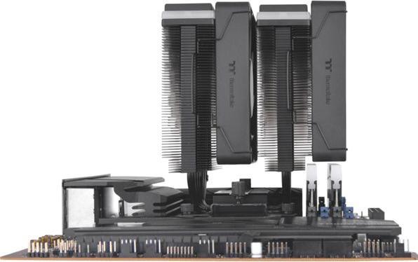 Actual product image Thermaltake ASTRIA 600 ARGB Lighting (160 mm)