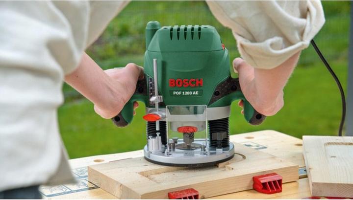 Produktbild Bosch Home & Garden Pof 1200 Ae
