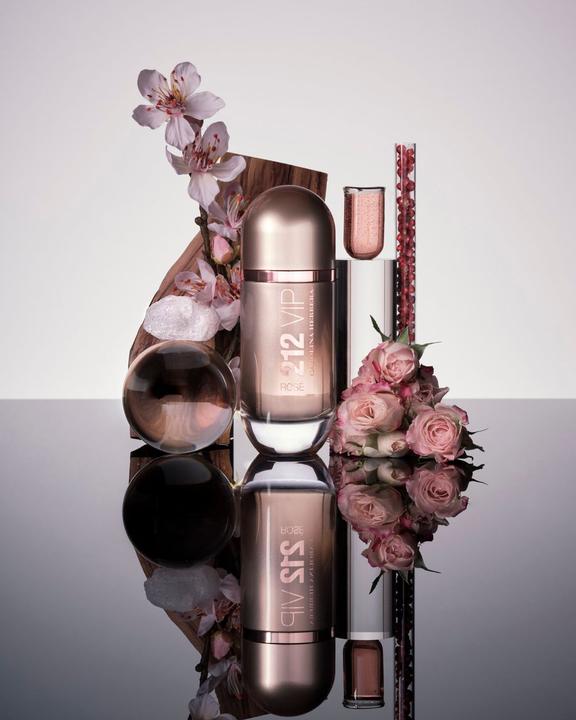 Produktbild Carolina Herrera 212 VIP Rosé (Eau de Parfum, 50 ml)