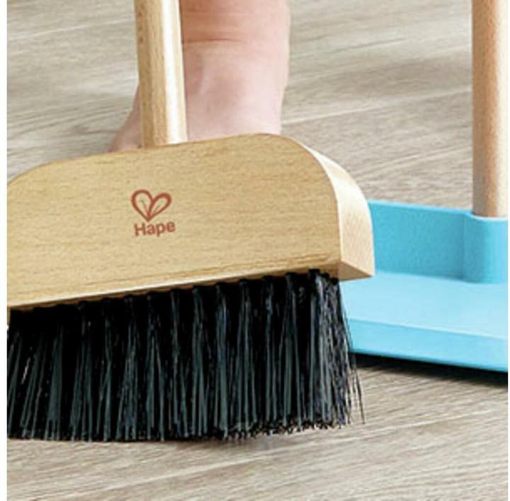 Immagine prodotto Hape Scopa + supporto per la pulizia swiffer