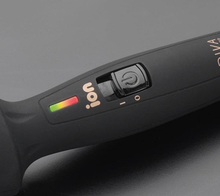 Actual product image Diva Ceramic Hot Brush with Ionic Conditioning 30mm PRO314
