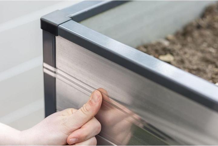 Actual product image Kerbl SnailStop Fence Tape 10 m Electric Snail Fence