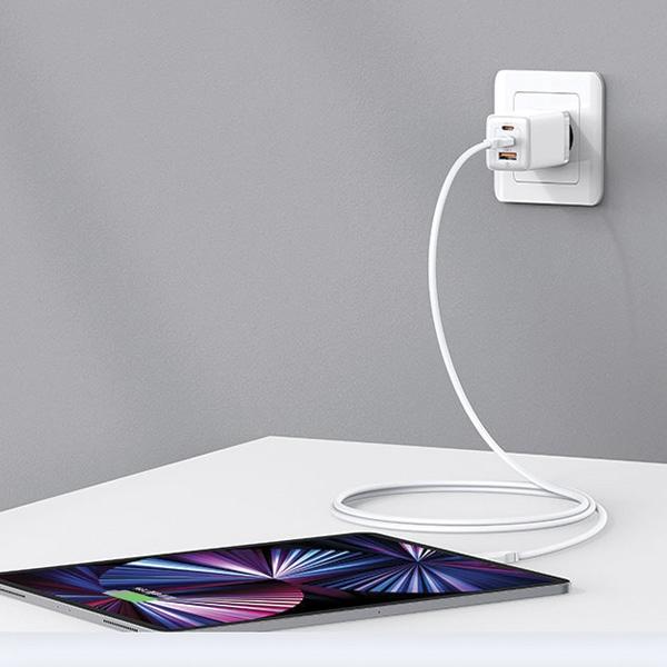 Actual product image Usams Ład. siec. 2xUSB-C+1xUSB 65W (only head) GaN PD3.0 +QC3.0 Fast Charging fioletowy/gradient pur (65 W, 3 ports)