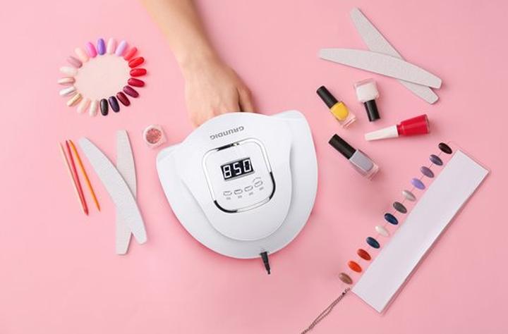 Immagine prodotto Grundig Asciugacapelli 230V 45 LED (Bianco)