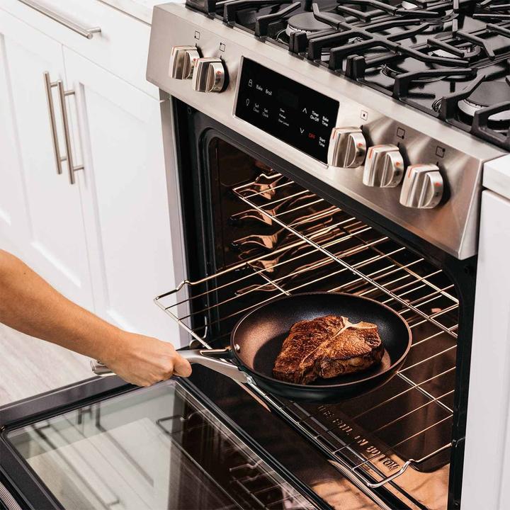 Image du produit Ninja ZEROSTICK Essentials Poêle avec couvercle (26 cm) (26 cm, Poêle à frire, Acier inoxydable, Aluminium)