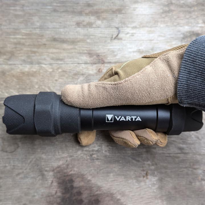 Immagine prodotto Varta Indistruttibile F30 Pro (22.80 cm, 650 lm)