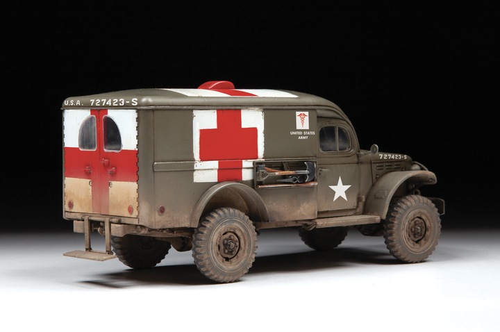 Actual product image Zvezda WC-54 Ambulance