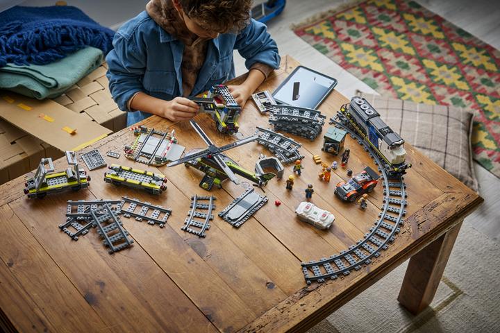 Immagine prodotto LEGO Attacco al treno della polizia (60508, LEGO City)