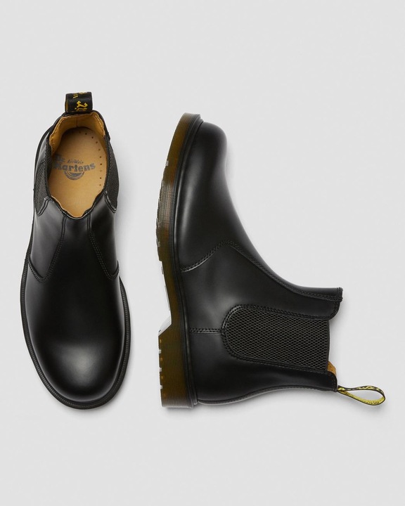 Actual product image Dr. Martens Boots (44)