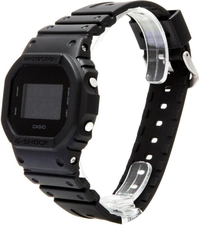 Actual product image G-Shock DW-5600 (Digital watch, Sports watch, Diving watch, 48.90 mm)
