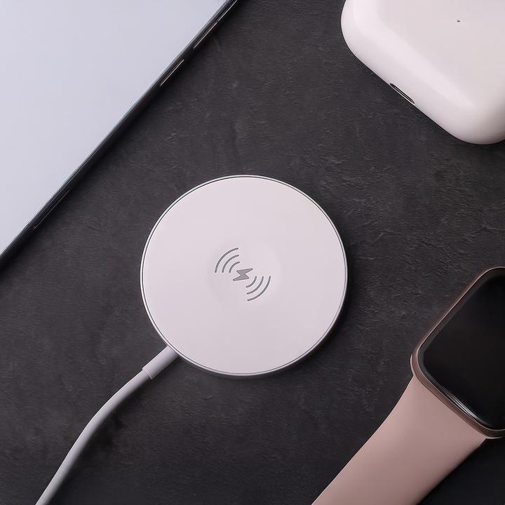 Actual product image Forever MAWC-400 magnetic wireless charger 15W white 3in1 (15 W)