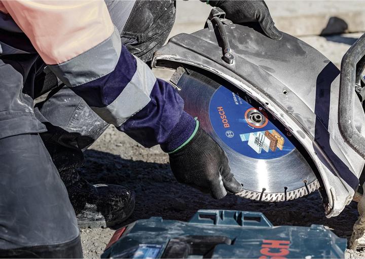 Produktbild Bosch Professional Zubehör EXPERT MultiMaterial Diamanttrennscheiben, 400 x 20/25,40 x 3,3 x 12 mm