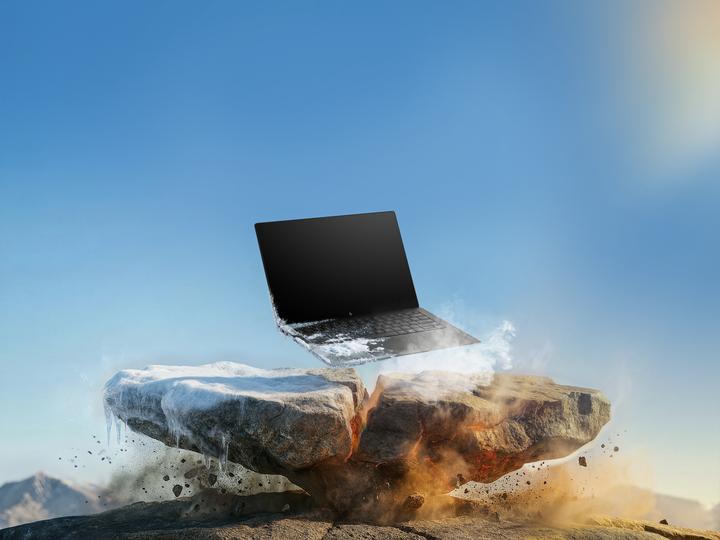 Produktbild HP OmniBook Ultra Laptop Next Gen AI 14-kd0992nzx (14", 1000 GB, 64 GB, CH, Intel Core Ultra X9 388H)