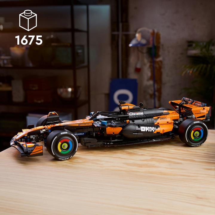 Actual product image LEGO McLaren MCL39 F1 racing car (LEGO Technic)