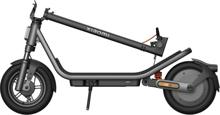 Produktbild Xiaomi Electric Scooter 6 Swiss Edition (20 km/h, 45 km, 400 W)