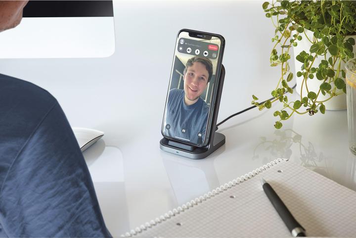 Actual product image Intenso Wireless Charger BSA2 Charger black (15 W)