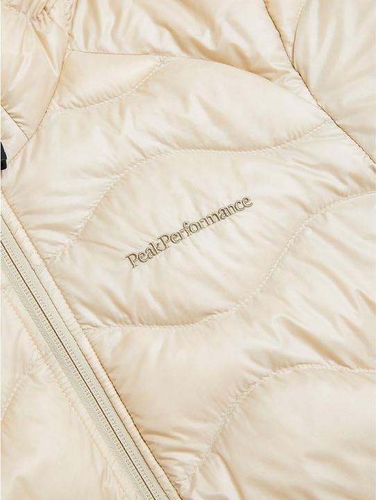 Actual product image Peak Performance Women's Helium Down Hood Jacket (M)