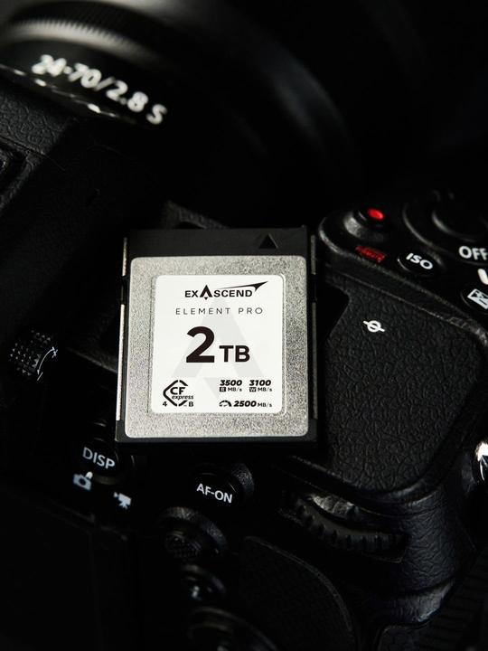 Productafbeelding False Exascend Element Pro 2TB (Cfexpress B) (2000 GB, CFexpress type B)