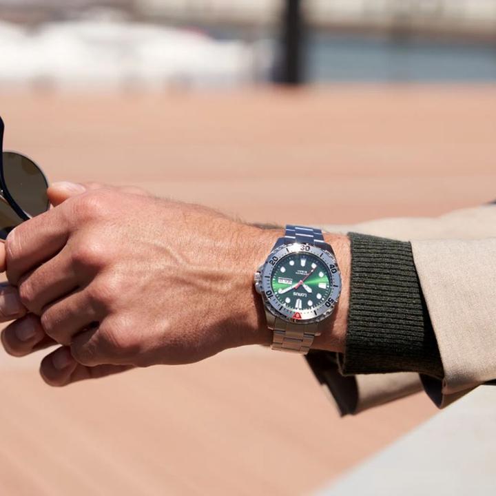 Produktbild Lorus RL475BX9 (Chronograph, 44 mm)