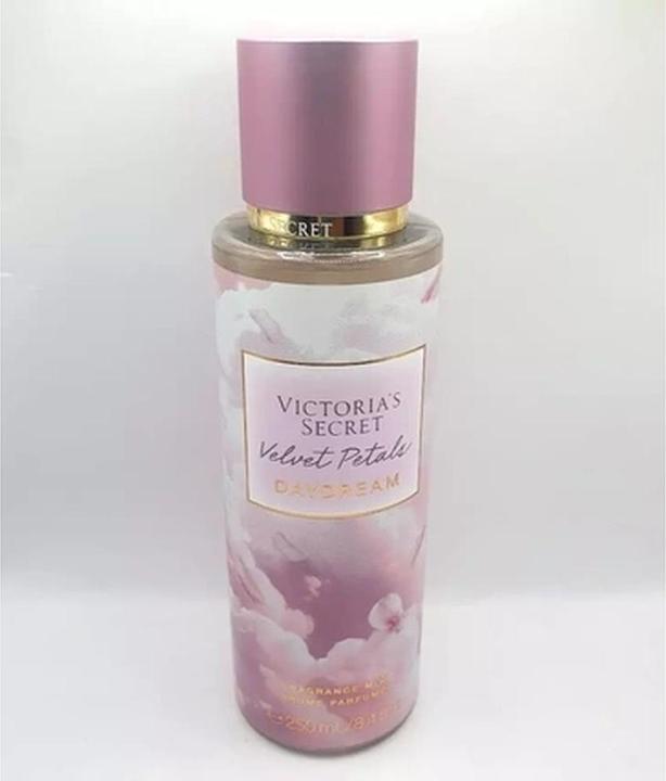 Immagine prodotto Victoria's Secret Petali di Velluto Sogno ad occhi aperti Spray e Lozione per il corpo (250 ml, Spray corpo)