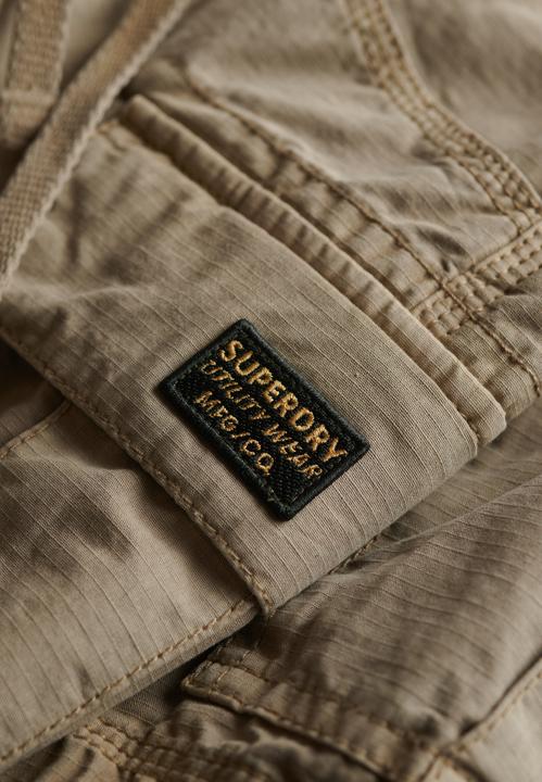 Actual product image Superdry Cargo Hot Short (XL)