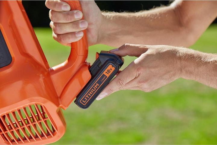 Actual product image Black & Decker BCBL200LQW (Rechargeable battery operated, Leaf vacuums)