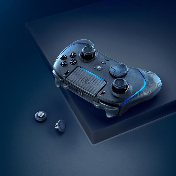 Produktbild Razer Wolverine V2 Pro (PS5, PC)