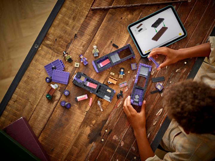 Produktbild LEGO Abenteuer mit dem Fahrenden Ritter (76446, LEGO Harry Potter)