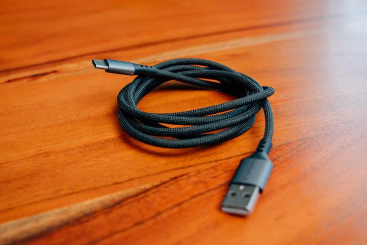 Produktbild Verbatim 31843 (1.20 m, USB 2.0, 18 W)