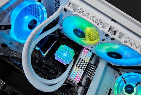 Produktbild Corsair iCUE H100i Elite Capellix