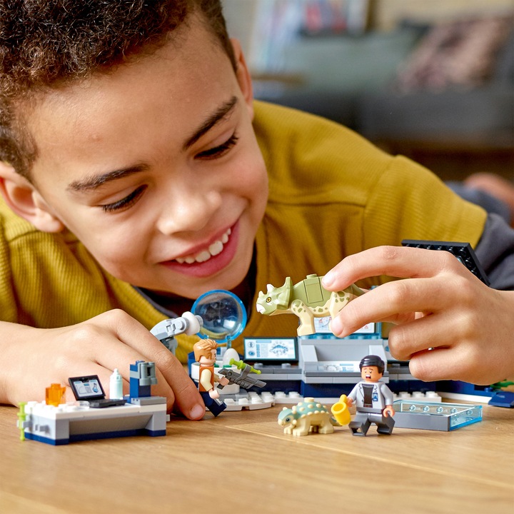 Immagine prodotto LEGO Laboratorio del dottor Wu: Scoppio di dinosauri neonati (75939, LEGO Jurassic World)
