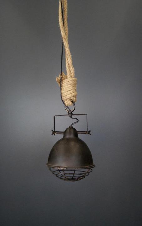 Produktbild Swisshandel24 kleine Factory Lampe Industrielampe Fabrik ø23cm (E14)