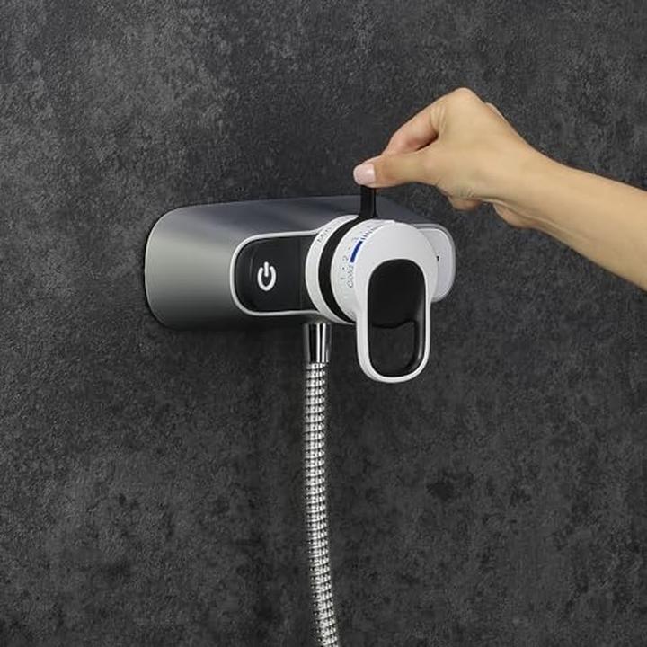 Image du produit Mira Showers Vanne mélangeuse de douche accessible avec thermostatique et commandes ergonomiques