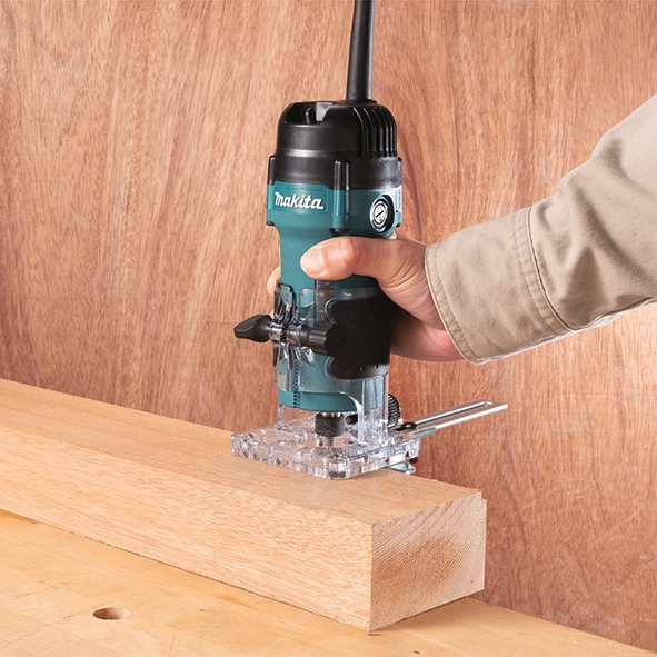 Actual product image Makita 3711 One-hand router / edge router