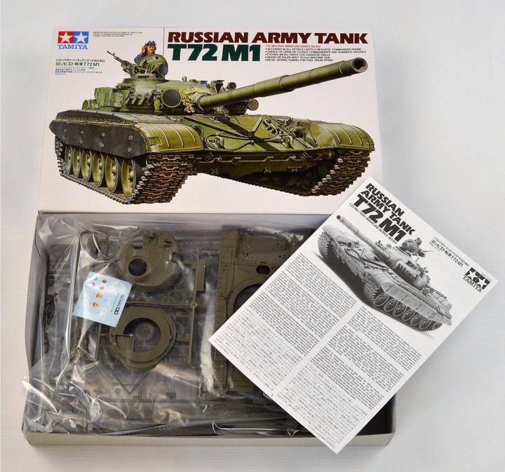 Actual product image Tamiya Russ.tank T72