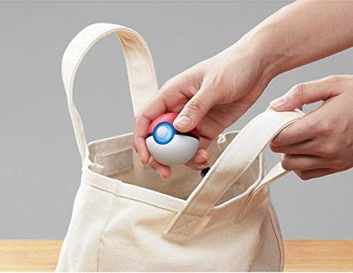 Produktbild Nintendo Pokéball Plus (Switch)