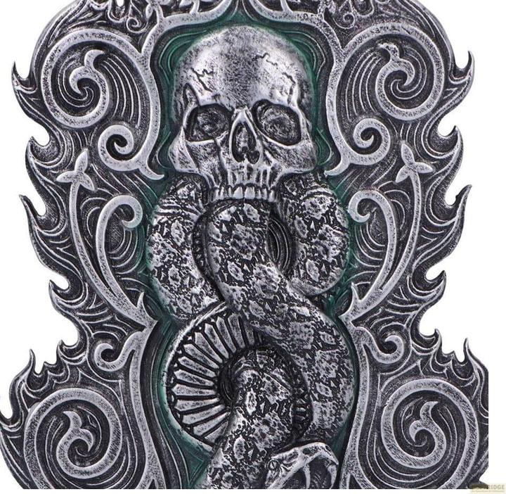 Actual product image Nemesis Now Harry Potter bookends Voldemort 20 cm