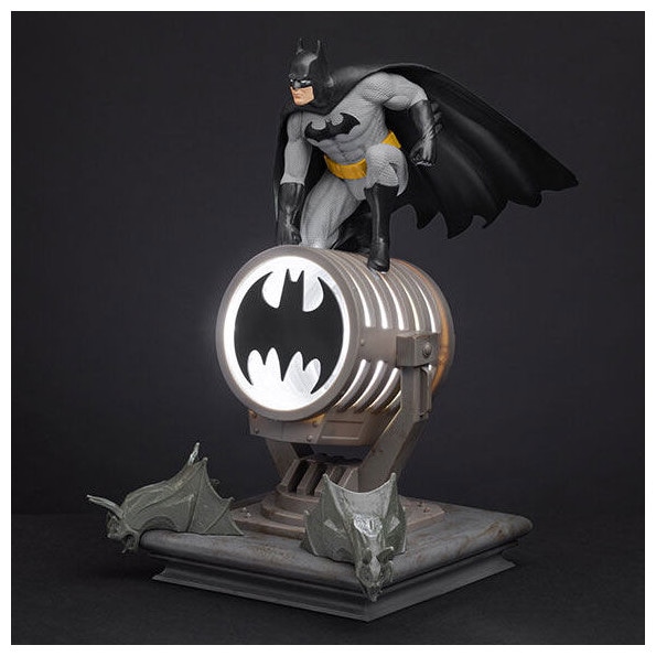 Actual product image Paladone Products Lampada Batman w/ Bat Signal (PLD)