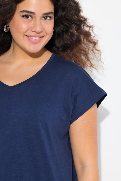 Immagine prodotto Ulla Popken T-shirt dal taglio svasato con barca, scollo a V e mezze maniche (62)