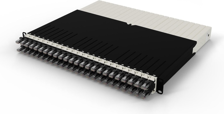 Actual product image PATCHBOX one / 8RU / Cat 6A, UTP, 0.8 m, black (U/UTP, CAT6a, 0.80 m)