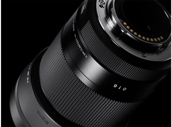 Actual product image Sigma 30 mm F1.4 DC DN Contemporary X-Mount (Fujifilm X, APS-C / DX)