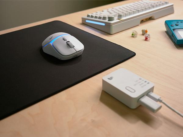 Produktbild Glorious Model D 3 Wireless Mouse White (Kabellos)