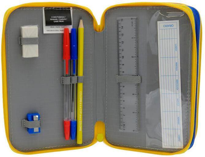 Produktbild CyP Brands Pokemon triple pencil case